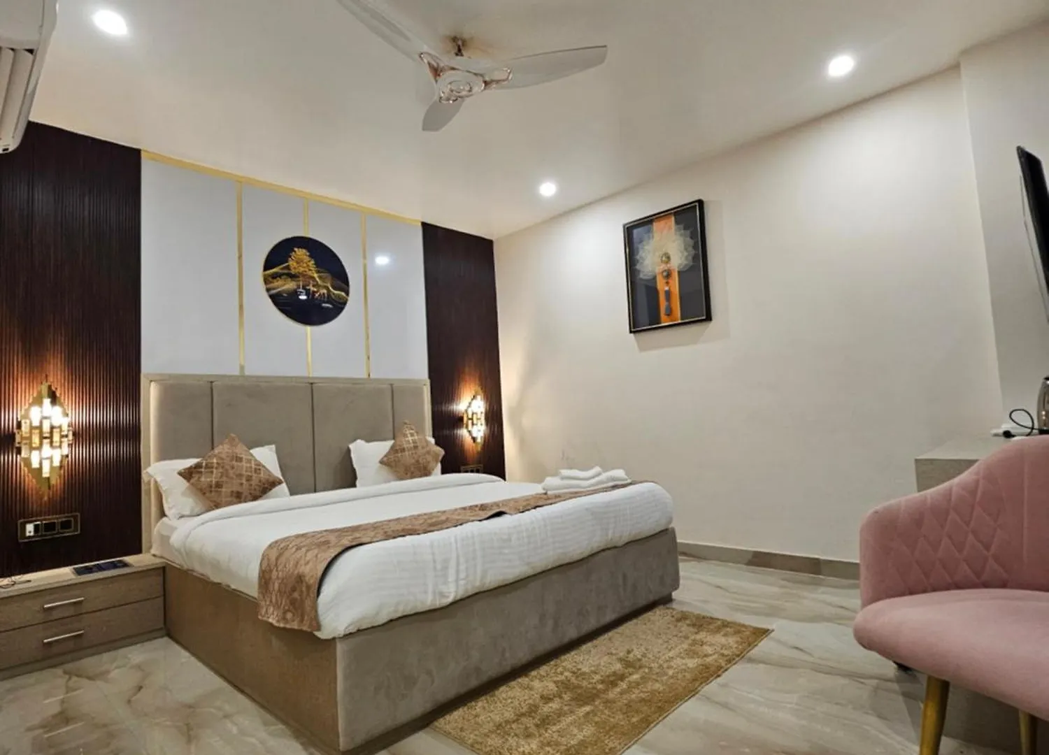 Prince Diamond Hotel Varanasi 2*,  Hindistan