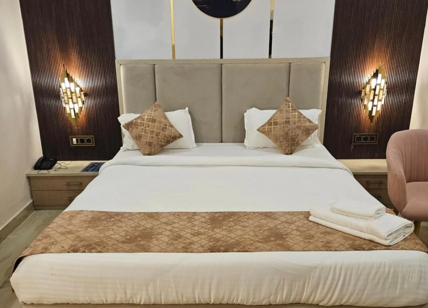 Prince Diamond Hotel Váránasí Indie